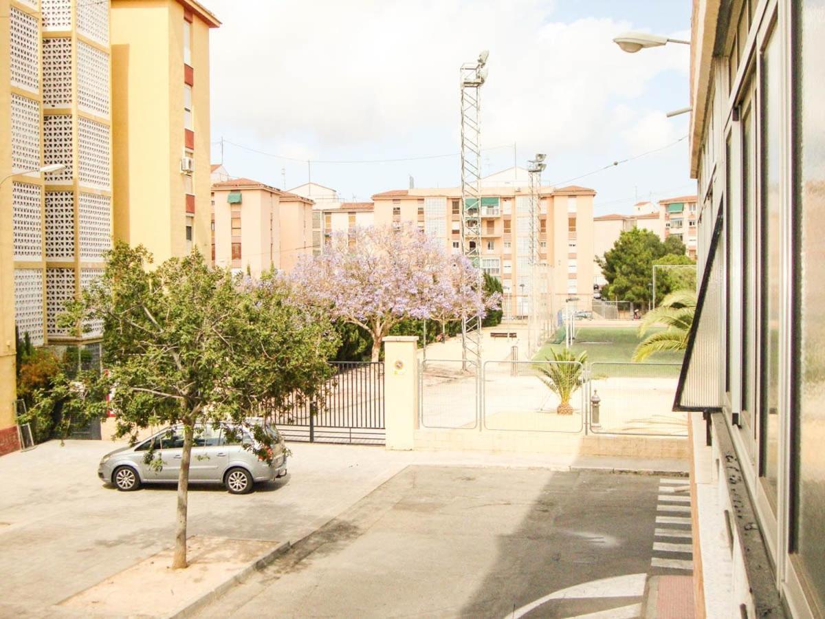 Apartments Plaza De Las Escuelas لقنت المظهر الخارجي الصورة