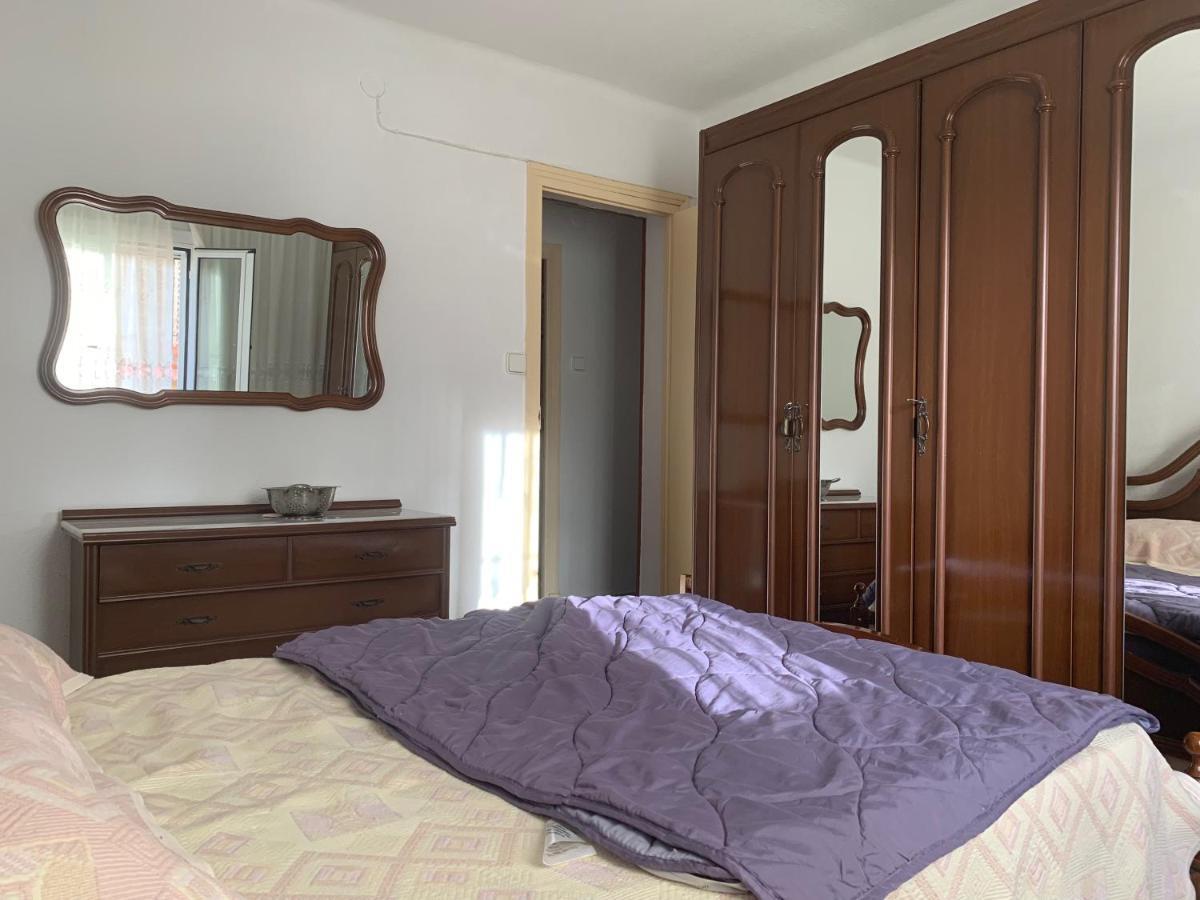 Apartments Plaza De Las Escuelas لقنت المظهر الخارجي الصورة